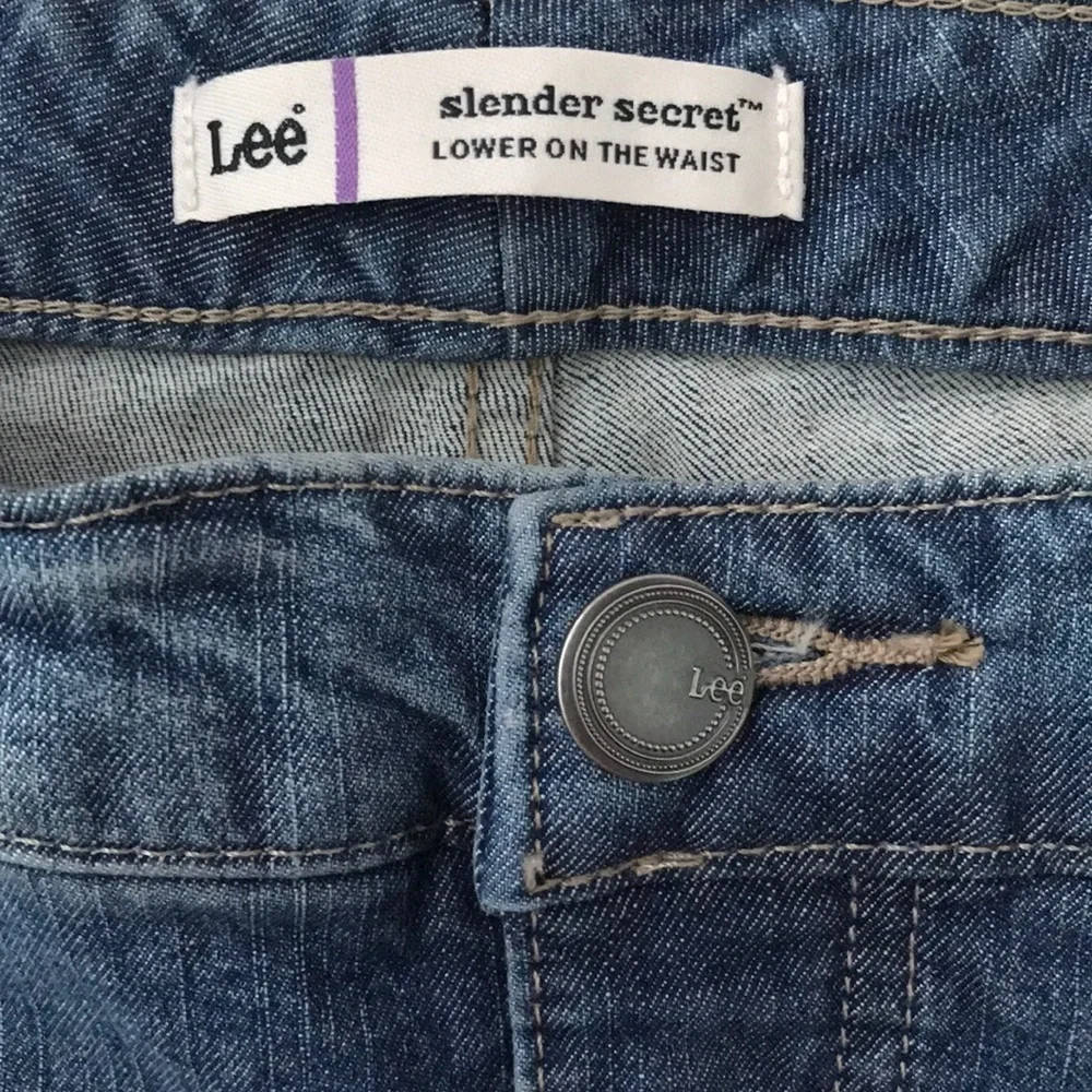 3/$25 Lee Slender Secret Cotton Blend Blue Jeans